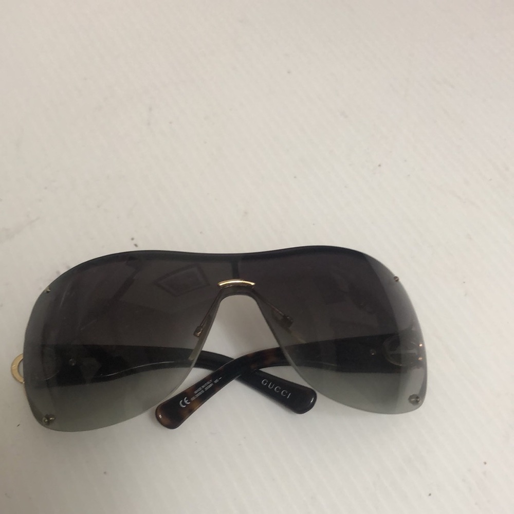 Gucci glasses